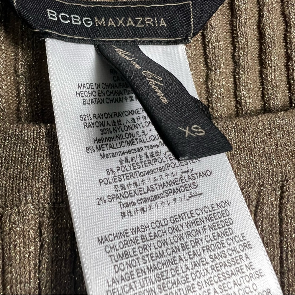 BCBG Metallic Cropped Ribbed Sweater - Picture 6 of 8